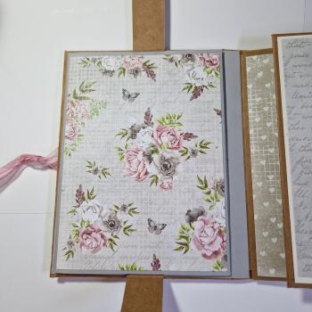 Trifold-Mini-Album zum Geburtstag mit Blumenmuster
