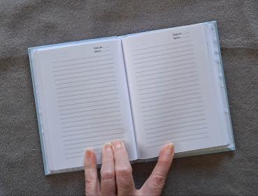 Notizbuch mit Hardcover A6 Hellblau - Blumenmädchen  incl. 120 Blatt