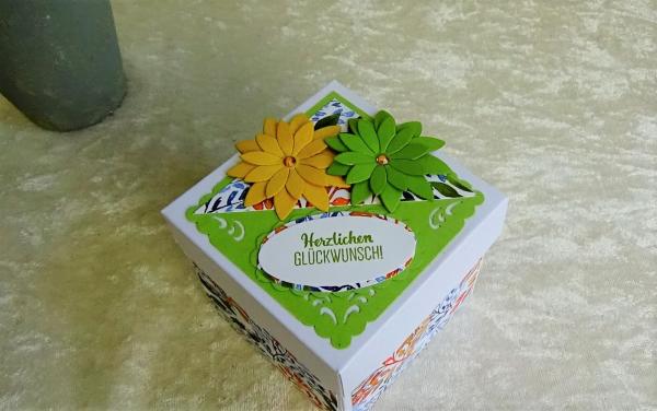 Explosionsbox zum Geburtstag| Geldgeschenk | Zierschachtel | DSP-Motiv Farbe Apfelgrün -weiß