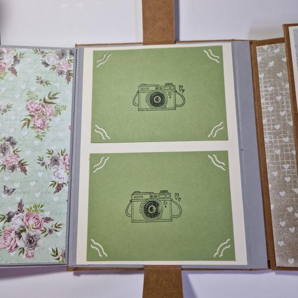 Trifold-Mini-Album zum Geburtstag mit Blumenmuster