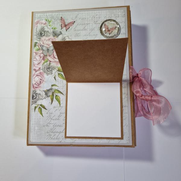 Trifold-Mini-Album zum Geburtstag mit Blumenmuster