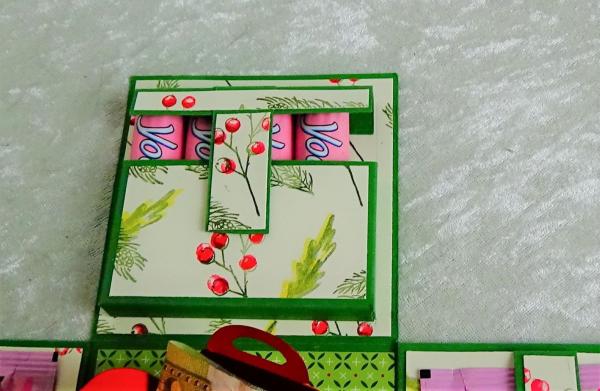 Explosionsbox- Geschenkbox zu Weihnachten " Wärmende Stunden " / Geschenkbox / Verpackung für Geld /